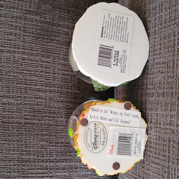 Seasonal Disney Tigger Winnie The Pooh Mini Snow Globes - Picture 4 of 10